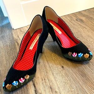 Brand new, suede mini heel
